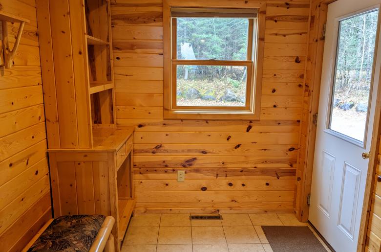 Entrance with ample space.