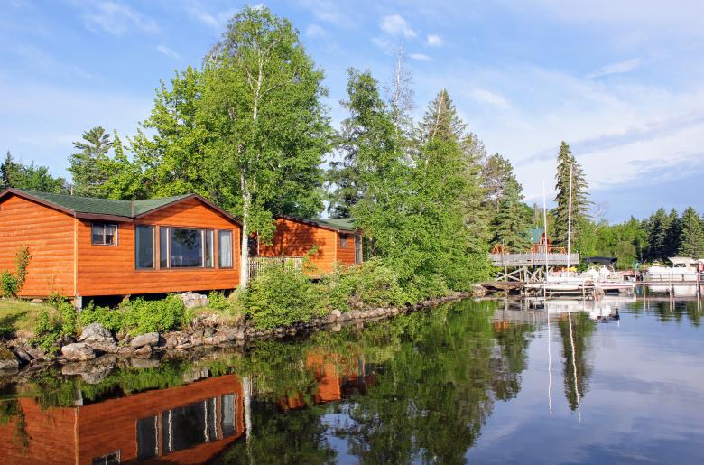 Photo of lakeside cabins on Lake Vermilion